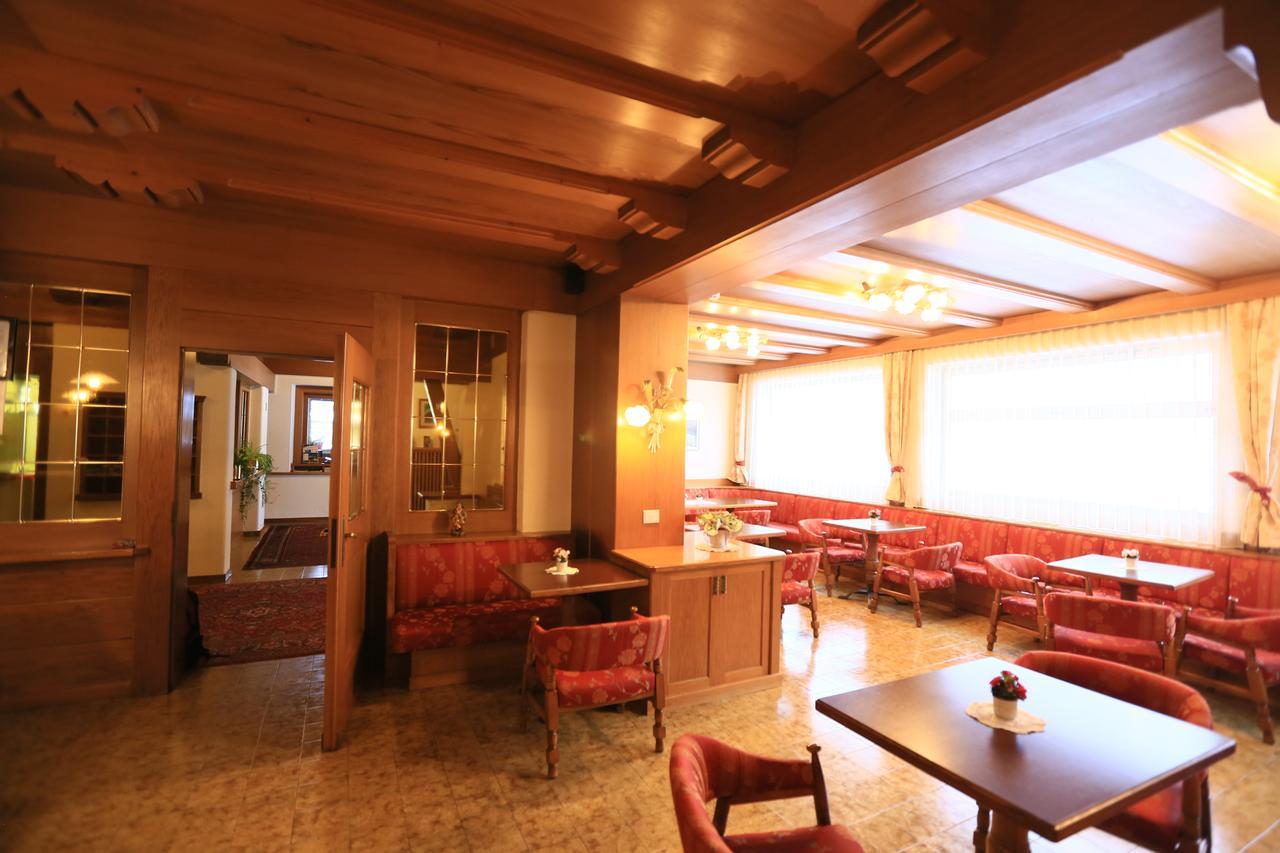 Albergo Arnica Каназей Екстериор снимка