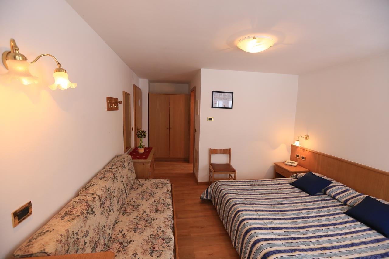 Albergo Arnica Каназей Екстериор снимка